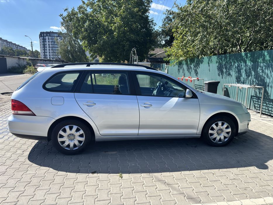Volkswagen Golf 5 2008  року