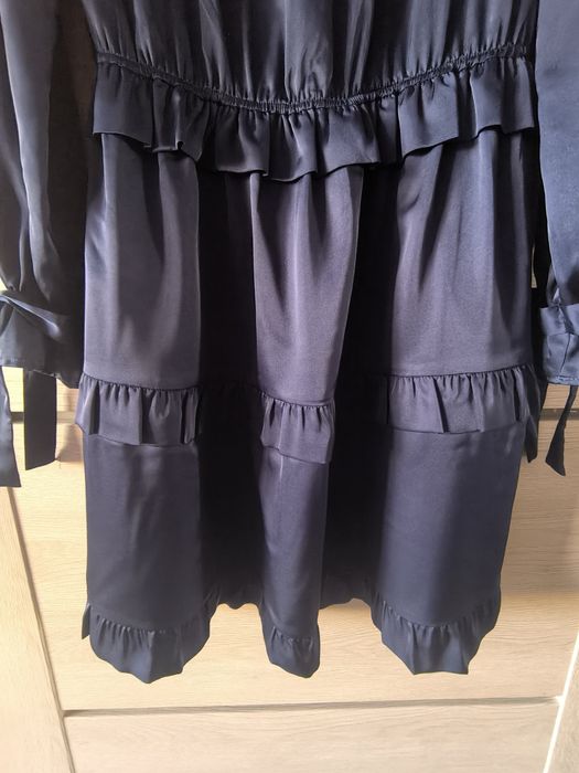 Sukienka satynowa Danhen