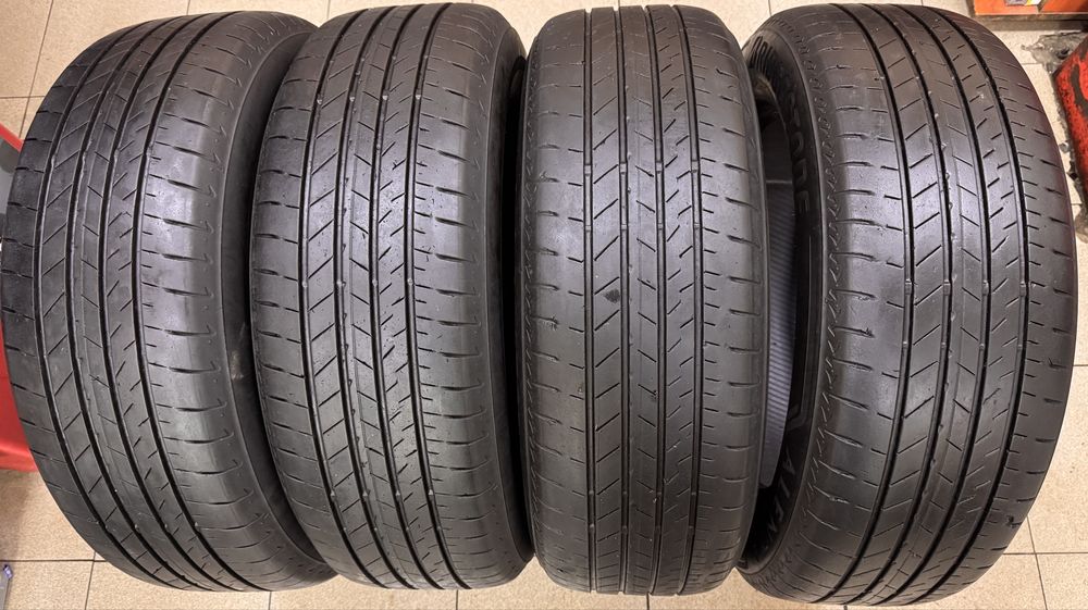 225.60.R18 Bridgestone (лето) 2021г
