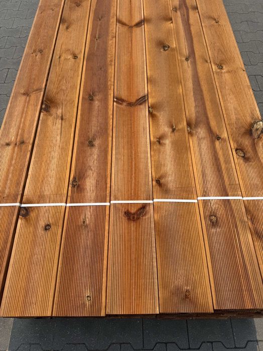 Deska tarasowa sosna skandynawska impregnowana ciśnieniowo 28x146 AB