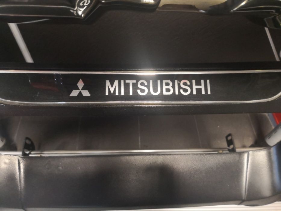 Baranek osłona przodu Mitsubishi L200