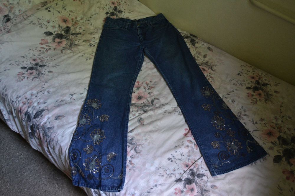 Jeansy vintage rozszerzane złote kwiaty cekiny 38-40 M/L