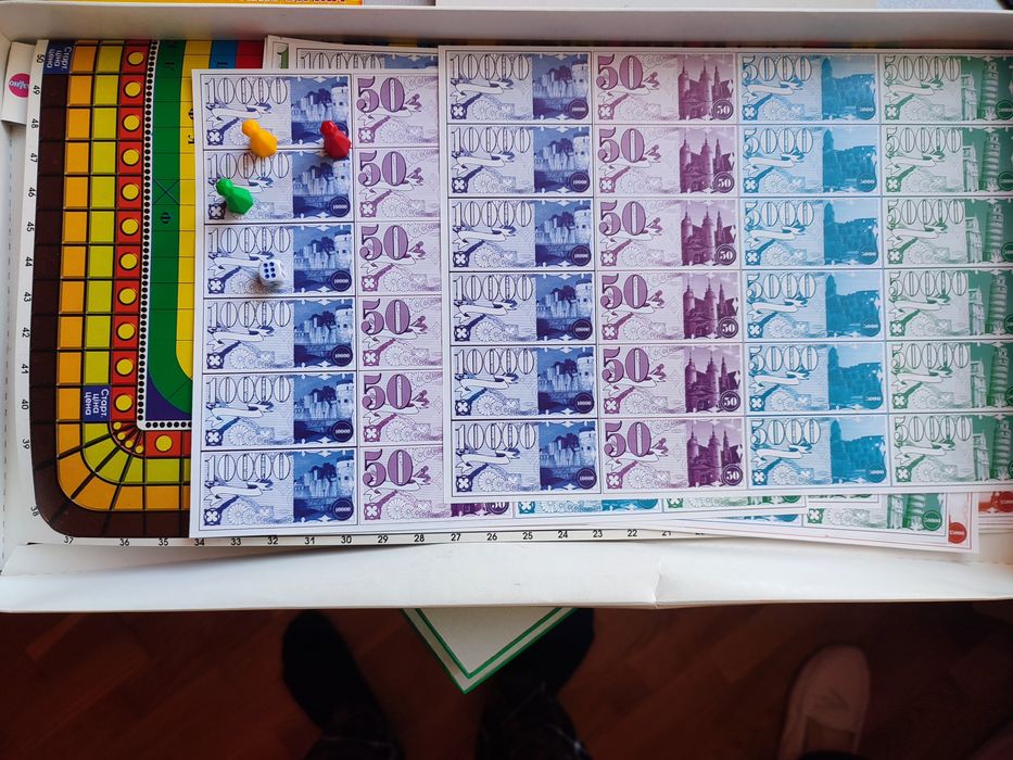 Нова Монополія на 2 або 3 гравців