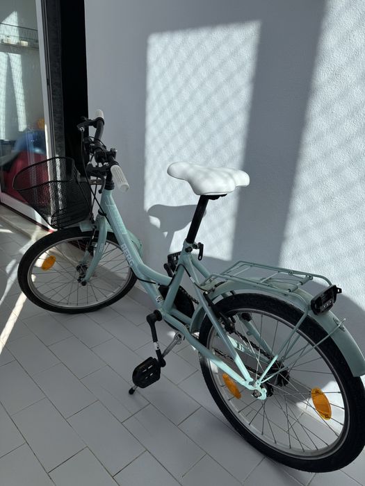 Bicicleta criança Berg, oferta kit de proteção Decathlon