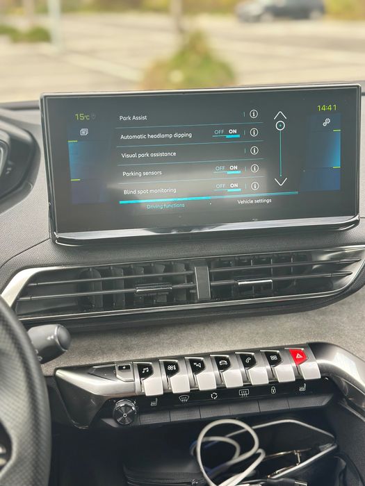 3008 Peugeot 2022 hybrid