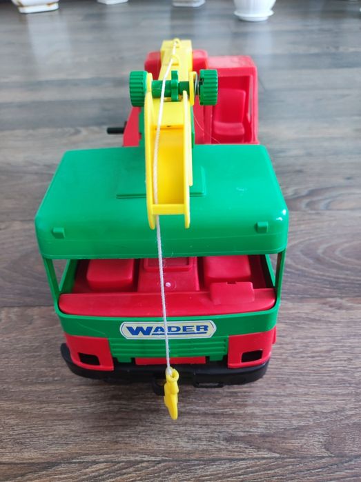 Підйомний кран Wader