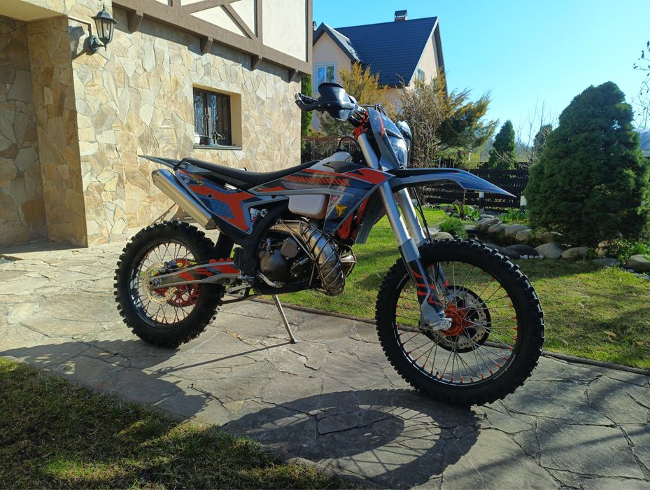 Kovi pro 2t 250 2025 року