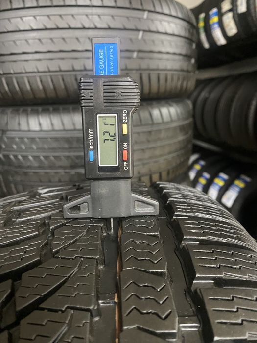 235/55/17 103V XL NOKIAN VRa4