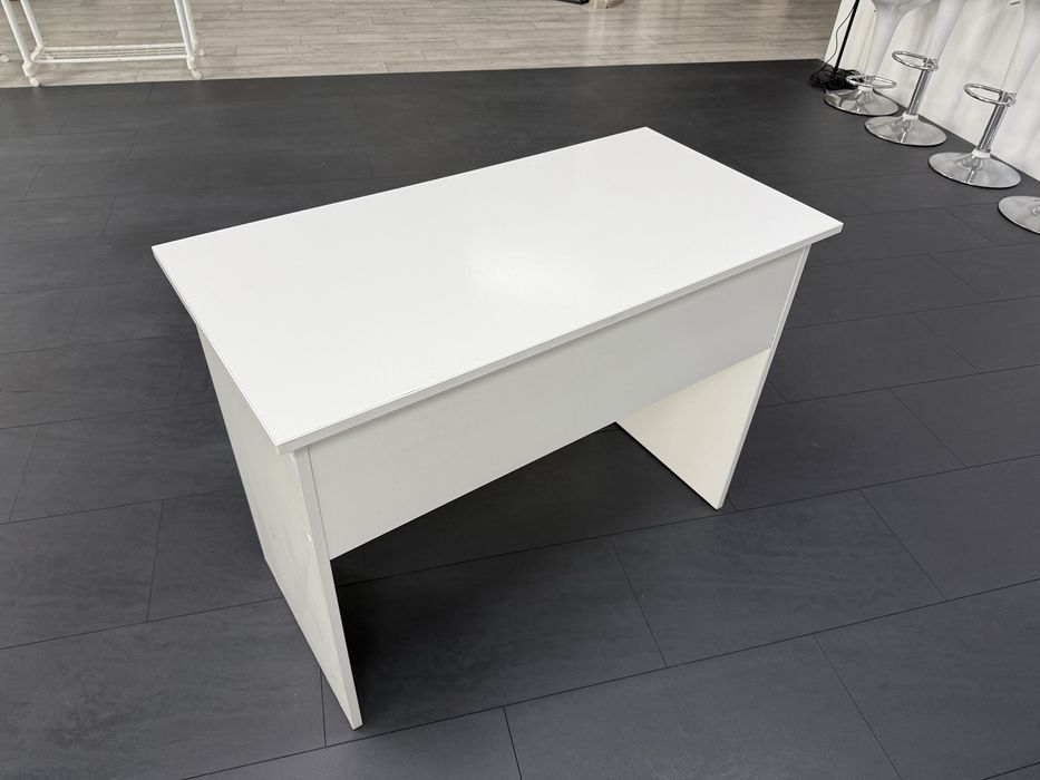 Столи офісні (4шт в асортименті)