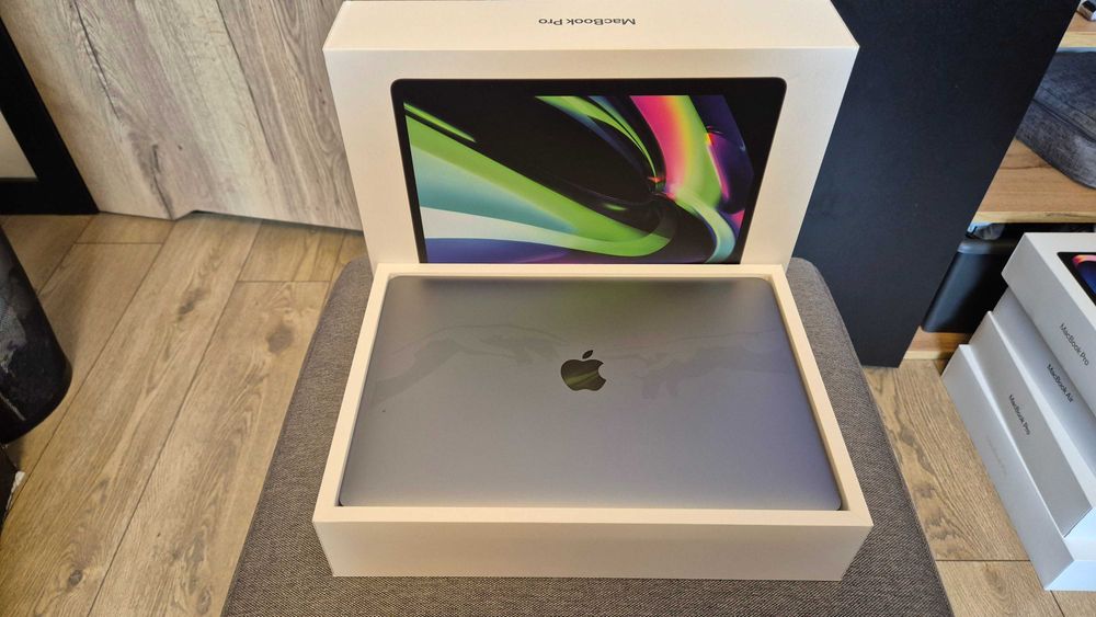 Apple MacBook Pro 13” M1 16GB 256GB Space Gray A2338 + pudełko