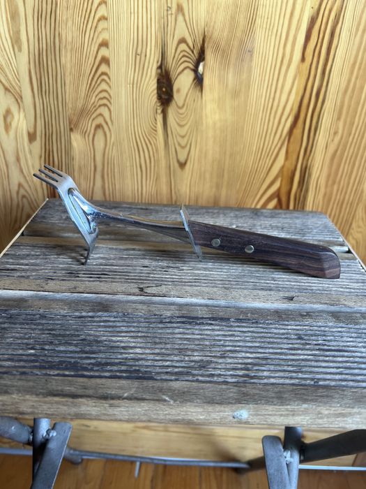 Sprzedam widelec do mięsa Made in Japan