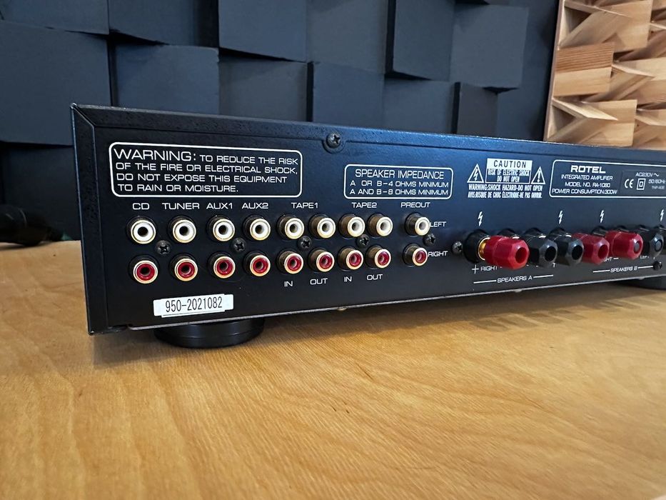 Wzmacniacz ROTEL RA-1060, komplet