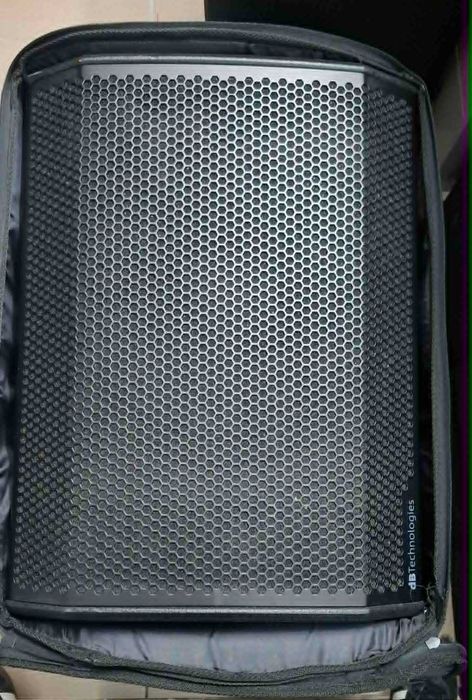 dB Technologies SUB 615 - Aktywny Subwoofer