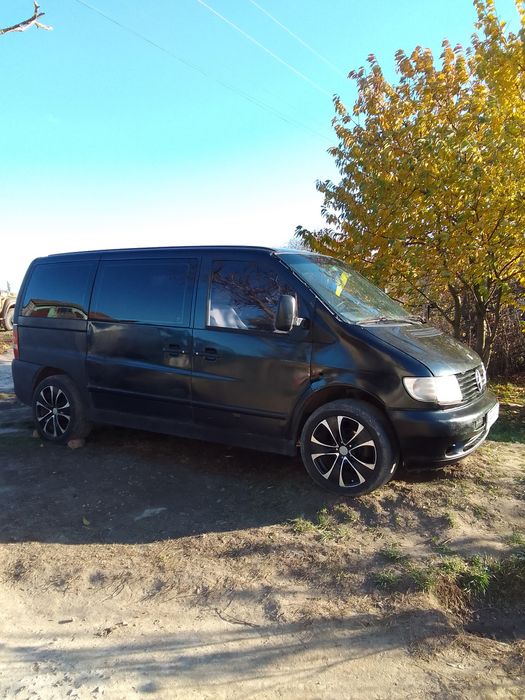 Продам Vito у гарному стані.