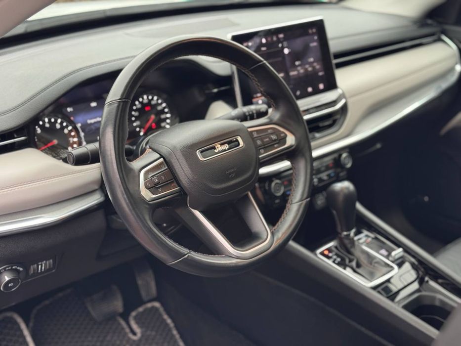 Jeep Compass 2022 модельного року