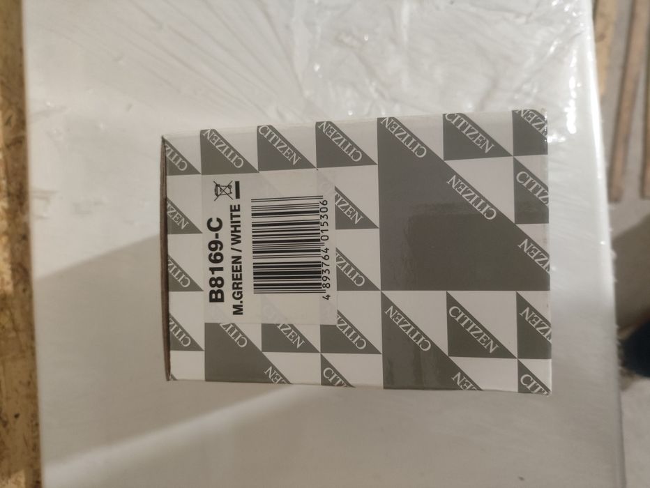 Relógio analógico despertador a pilhas. NOVO