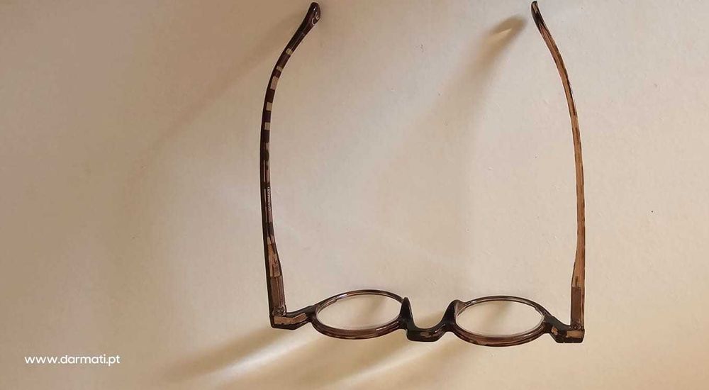 ÓCULOS DE LEITURA PRÉ-GRADUADOS