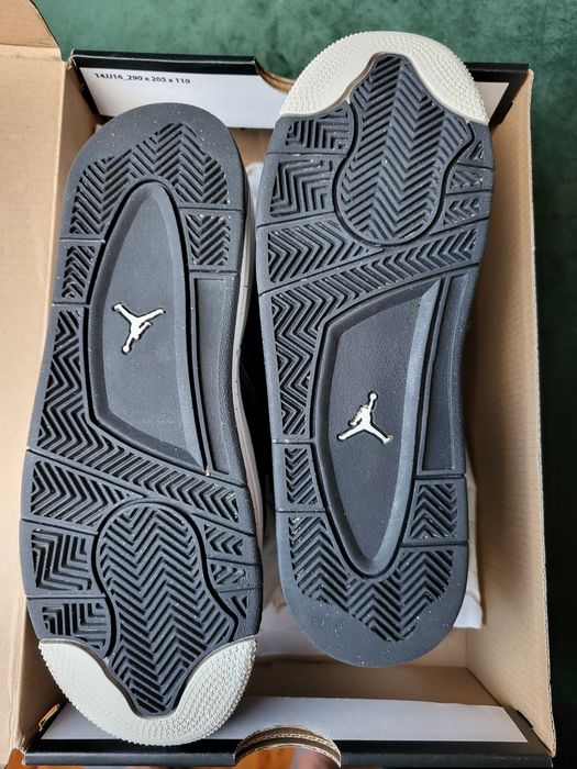Nike Air Jordan 4 Retro NG