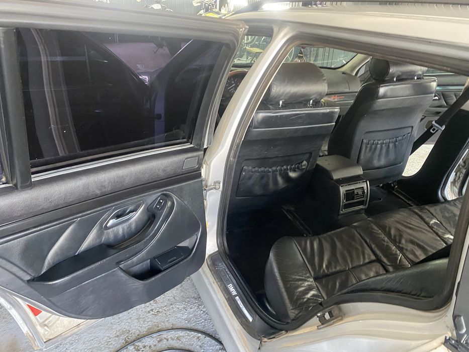 Продам бмв е39 530д торг