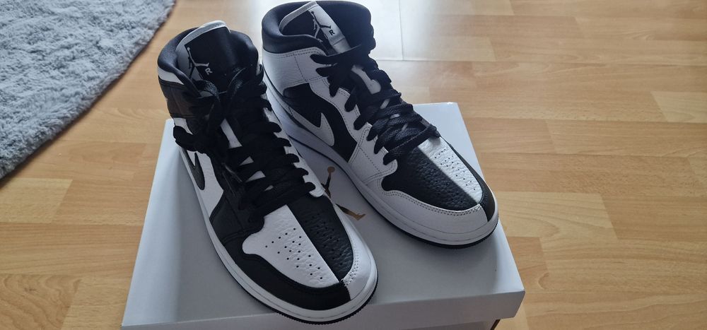 Buty Czarno-białe Nike Air Jordan 1 Mid SE