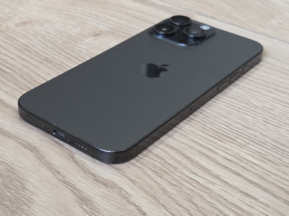 iPhone 16 Pro Max icloud lock