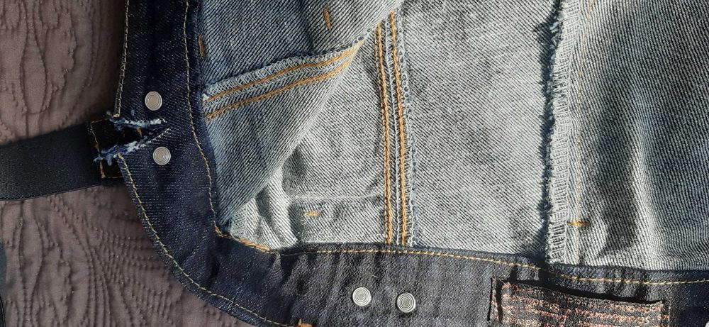 Wysokie jeansy z szelkami Stradivarius r. S