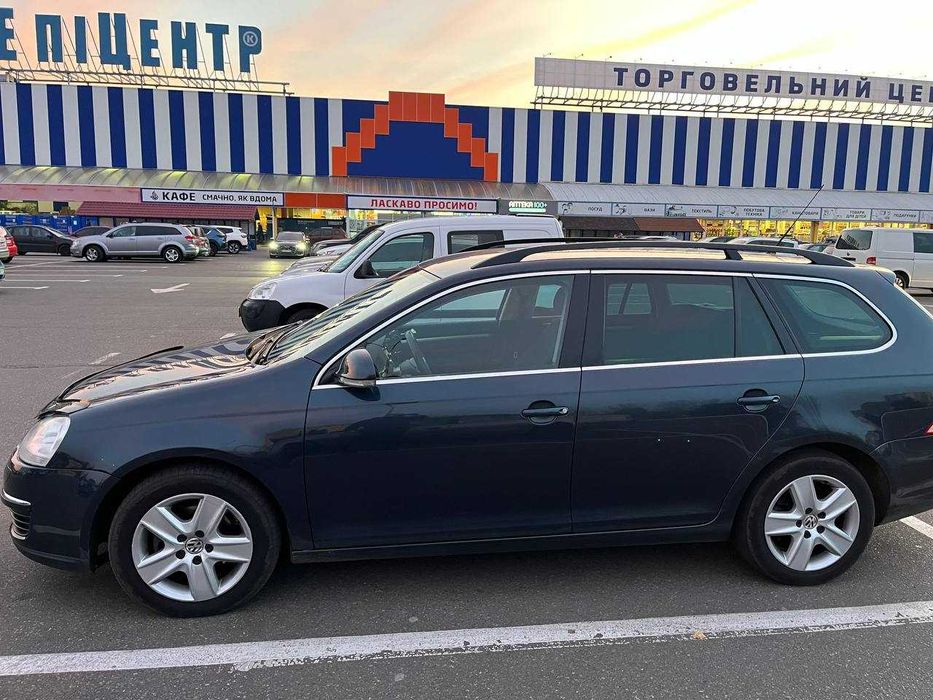 Продам Volkswagen Golf 2008