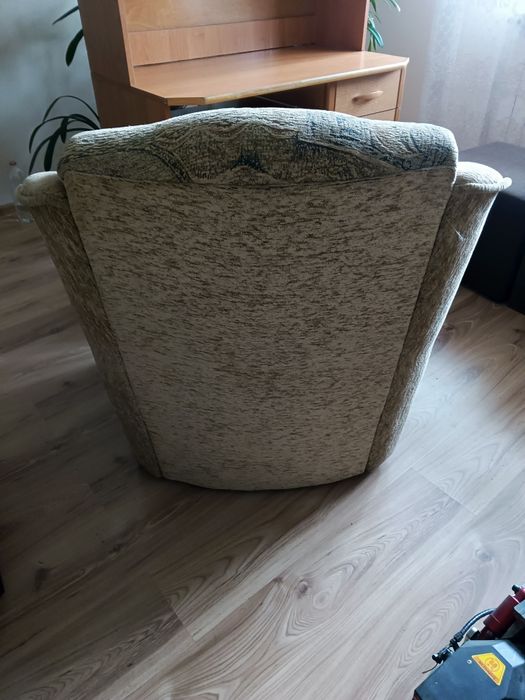 Sprzedam fotel z dawnych lat