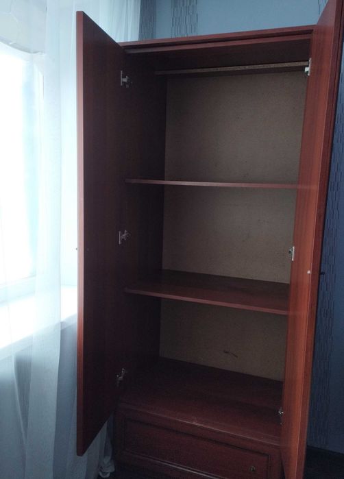 Продам шафу двух дверну