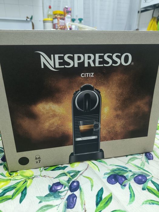 Maquina de café Nespresso CITIZ