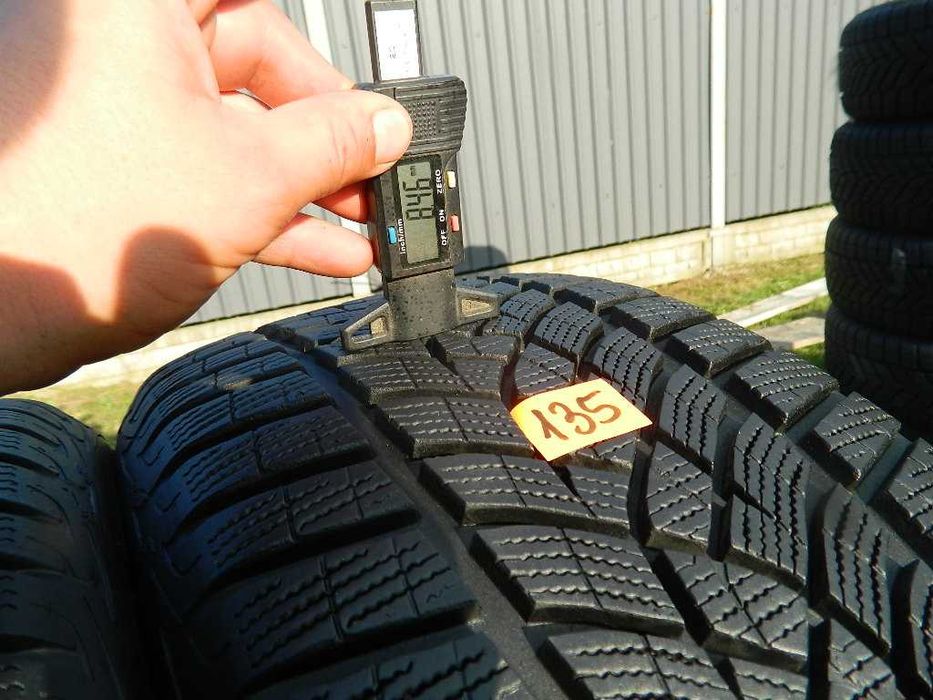 Шина колеса резина R18 245/45 Goodyear Ultra  Grip 2шт Зима