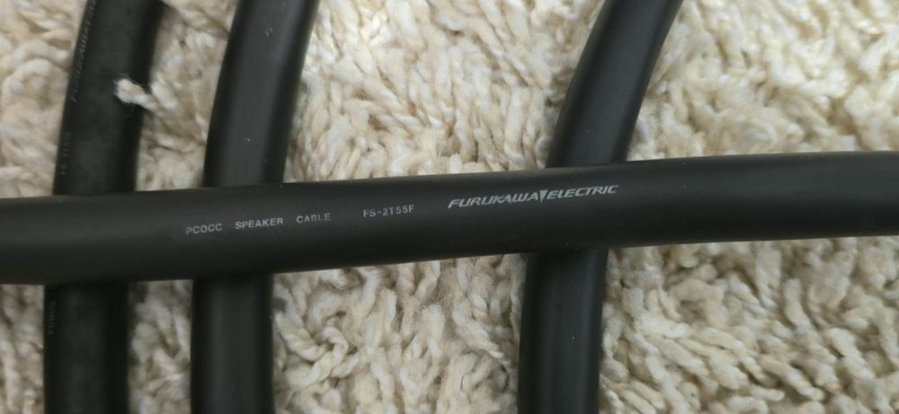 Przewód głośnikowy Furukawa FS-2T55F PC-OCC  2.7m