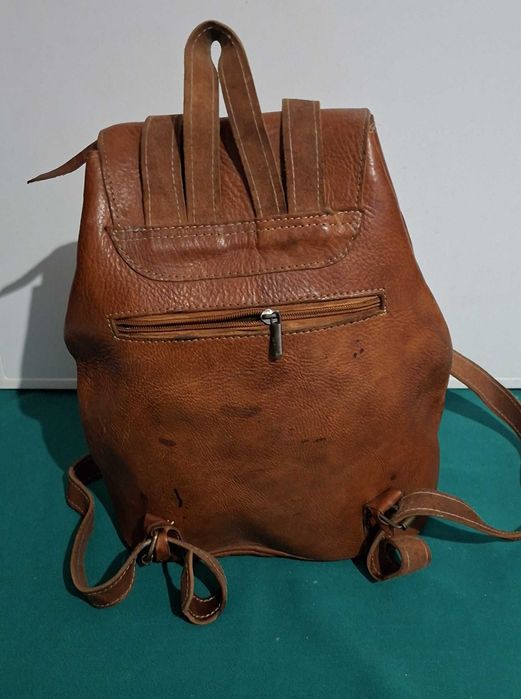 Caça - Mochila antiga de couro / cabedal forte
