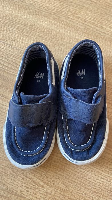 Sapatos menino nr 23