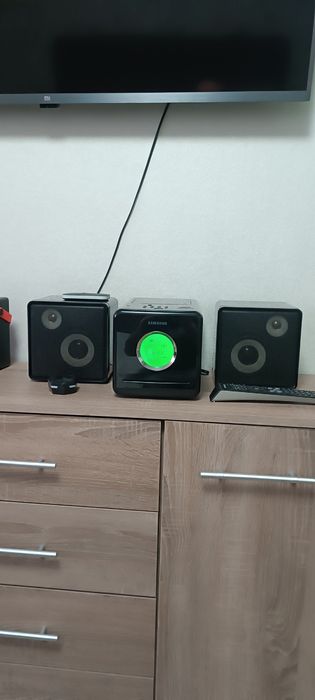 Музикальний центр Samsung