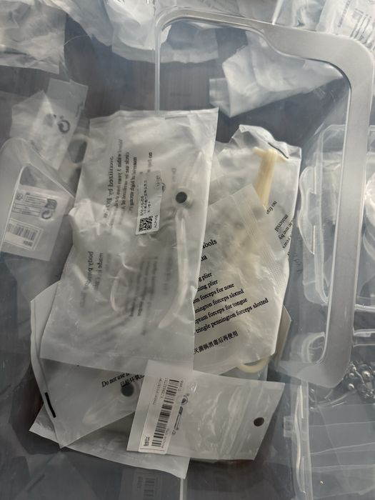 Lote Completo de Material e Acessórios para Piercing