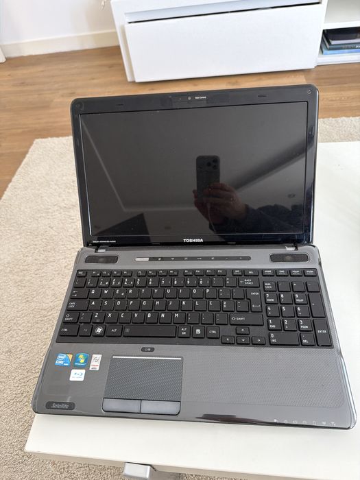 Portatil Toshiba satelite