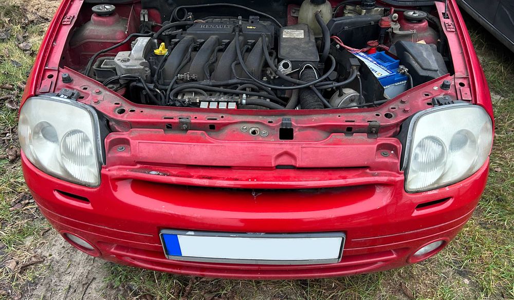 Zderzak przedni Renault Clio 2 0V731 Przedlift 98-00