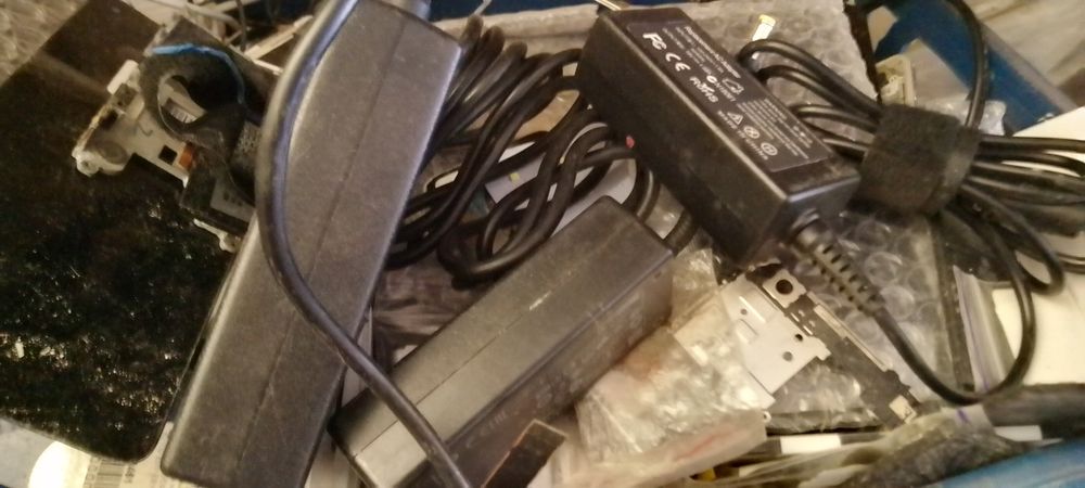 Блоки живлення ноутбука