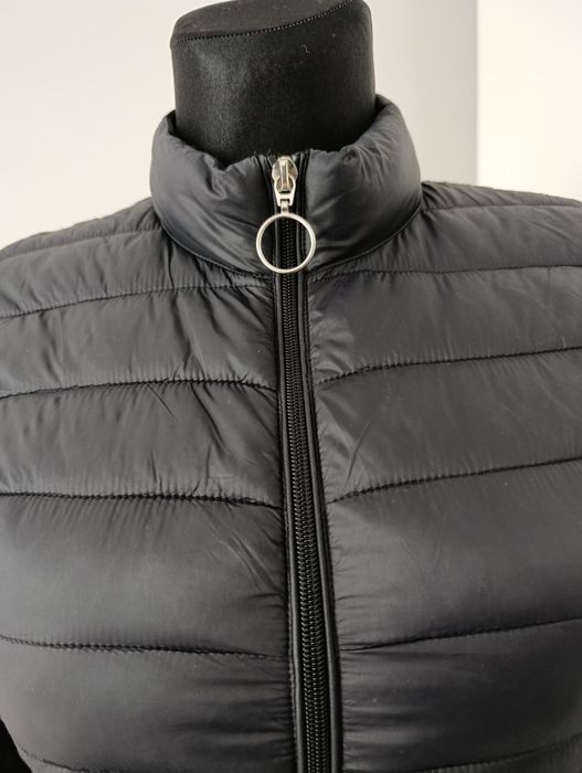 Ładna kurtka pikowana damska marki Reserved rozmiar 34/36