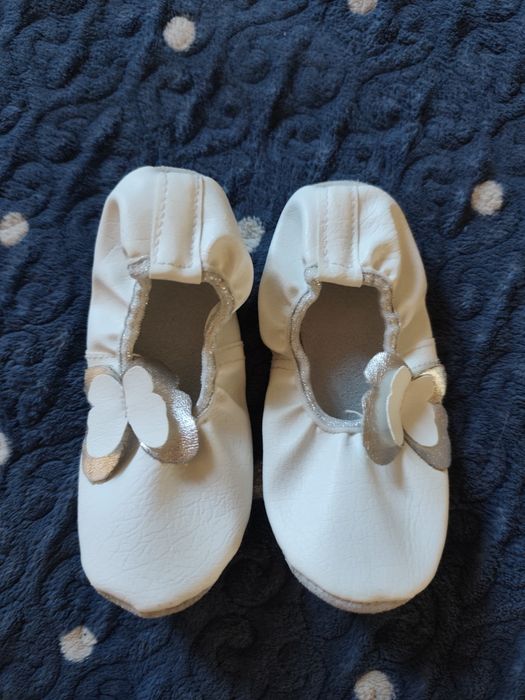 Чешки для дівчинки