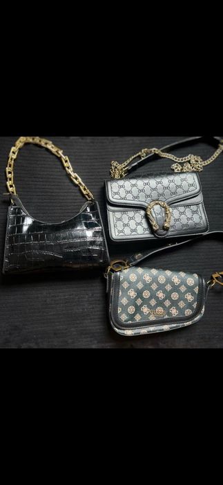 Сумка guess шоколадна коричнева сумка пинко чорна сумка кросбоді