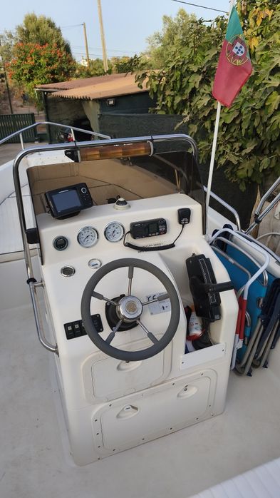 Arkos 507 Open + Mercury 80 Cv + Reboque