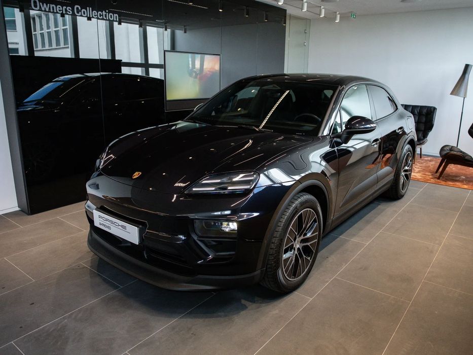 Porsche Macan Electric
