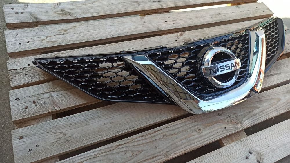 Решотка радиатора Nissan Qashqai j11 Rogue sport Решітка радіатора: 2 ...