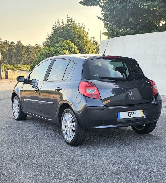 Renault Clio 1.5 DCI Dynamique S - 2008