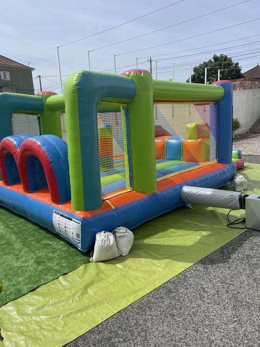 Aluguer de Insuflavel