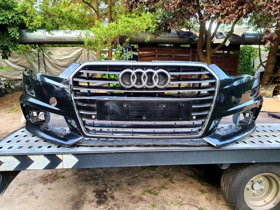 Zderzak przód przedni Audi A6 C7 S-Line Lift grill atrapa Logo kratka