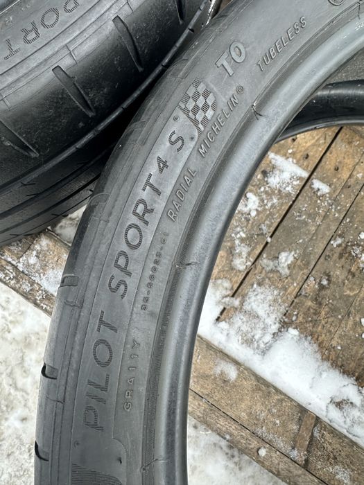 Шини 235 35 20 92Y XL Michelin Pilot Sport 4 S пара