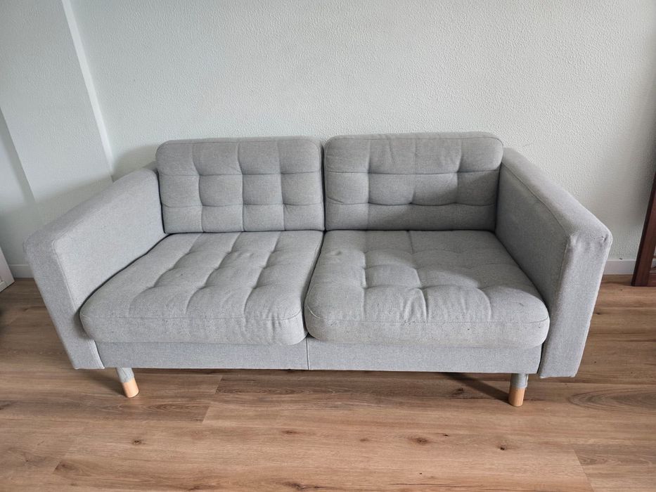 Sofa 2 lugares bem novo !!!